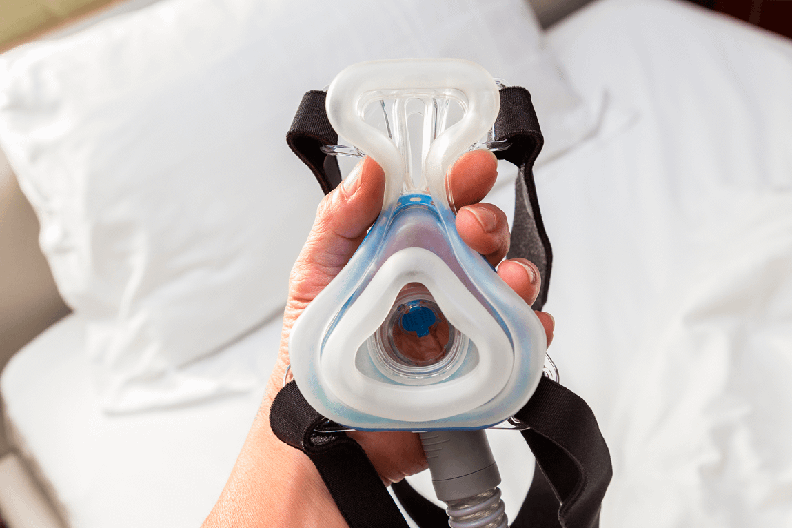 The Difference Between A Full Face Cpap Mask And Nasal Pillow Monthly 